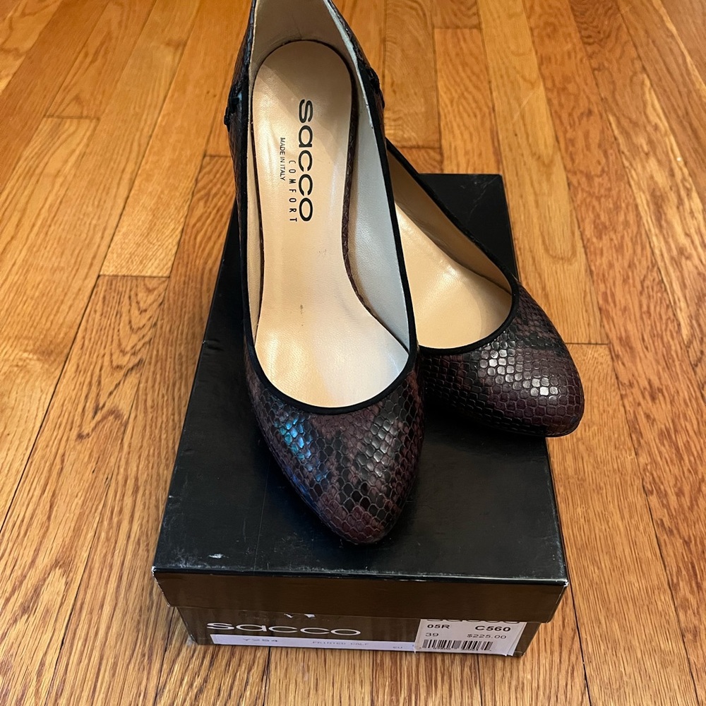 Sacco Brown/Black Snakeskin Heels